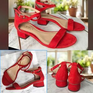 🔥 NEW 🔥 RALPH LAUREN Suede Sandal Low Heel Size 6.5